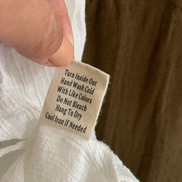 Flower & Feather Women´s White Top Blouse, Size XL - Picture 11 of 16